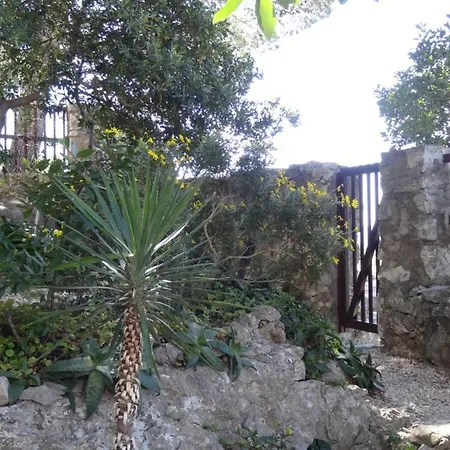 Nugal * Makarska